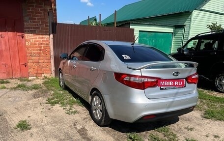 KIA Rio III рестайлинг, 2013 год, 950 000 рублей, 2 фотография