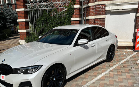 BMW 3 серия, 2019 год, 3 300 000 рублей, 9 фотография