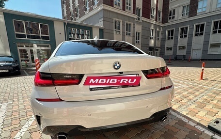 BMW 3 серия, 2019 год, 3 300 000 рублей, 11 фотография