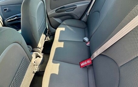 KIA Rio II, 2011 год, 850 000 рублей, 15 фотография