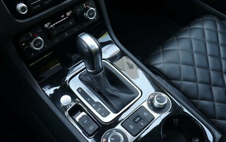 Volkswagen Touareg III, 2017 год, 3 000 000 рублей, 18 фотография