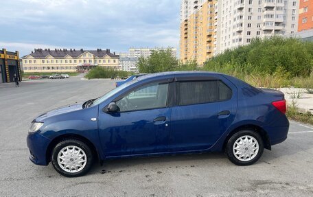 Renault Logan II, 2015 год, 600 000 рублей, 3 фотография