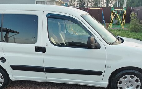 Peugeot Partner II рестайлинг 2, 2010 год, 450 000 рублей, 3 фотография