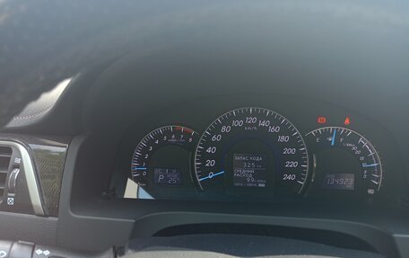 Toyota Camry, 2014 год, 1 780 000 рублей, 10 фотография