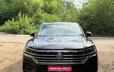 Volkswagen Touareg III, 2018 год, 4 350 000 рублей, 1 фотография