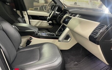 Land Rover Range Rover IV рестайлинг, 2018 год, 7 650 000 рублей, 10 фотография