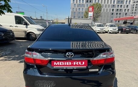 Toyota Camry, 2017 год, 2 449 000 рублей, 6 фотография