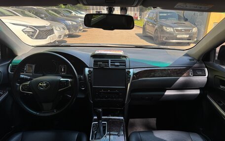 Toyota Camry, 2017 год, 2 449 000 рублей, 12 фотография
