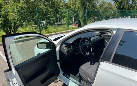 Skoda Rapid I, 2015 год, 900 000 рублей, 7 фотография