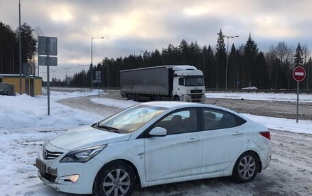 Hyundai Solaris II рестайлинг, 2016 год, 1 100 000 рублей, 7 фотография