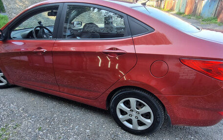 Hyundai Solaris II рестайлинг, 2013 год, 730 000 рублей, 4 фотография