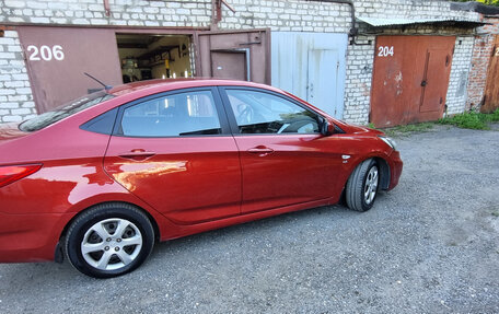 Hyundai Solaris II рестайлинг, 2013 год, 730 000 рублей, 11 фотография