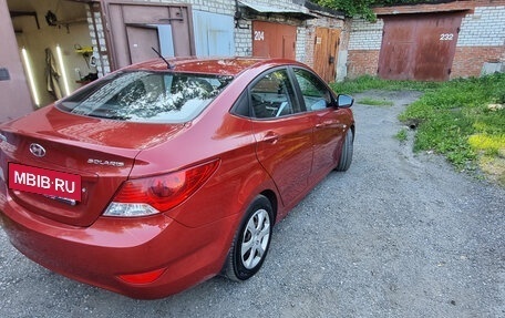 Hyundai Solaris II рестайлинг, 2013 год, 730 000 рублей, 10 фотография