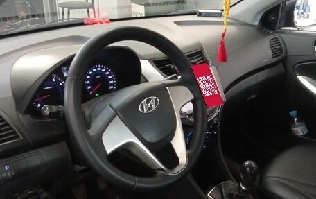 Hyundai Solaris II рестайлинг, 2014 год, 570 000 рублей, 5 фотография