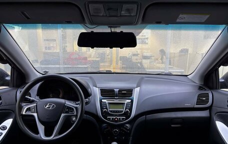 Hyundai Solaris II рестайлинг, 2013 год, 720 000 рублей, 17 фотография