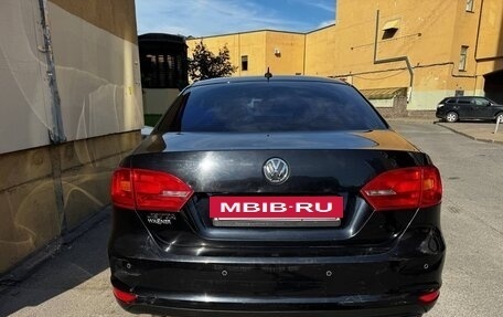 Volkswagen Jetta VI, 2012 год, 740 000 рублей, 2 фотография