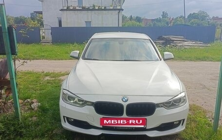 BMW 3 серия, 2013 год, 1 200 000 рублей, 12 фотография