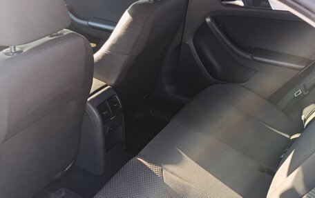 Volkswagen Jetta VI, 2012 год, 1 170 000 рублей, 9 фотография