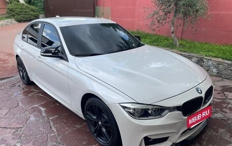 BMW 3 серия, 2018 год, 3 200 000 рублей, 9 фотография