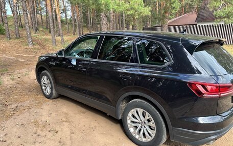 Volkswagen Touareg III, 2018 год, 4 350 000 рублей, 6 фотография