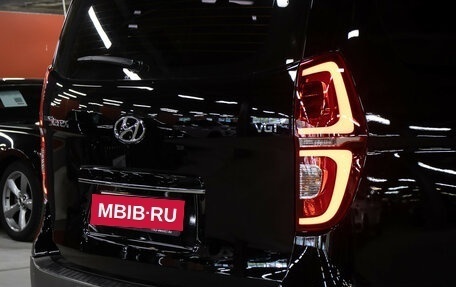 Hyundai Grand Starex Grand Starex I рестайлинг 2, 2020 год, 3 798 000 рублей, 24 фотография