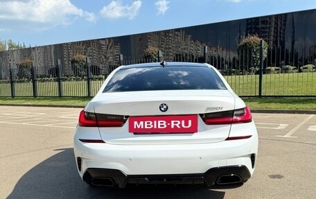 BMW 3 серия, 2019 год, 3 670 000 рублей, 13 фотография