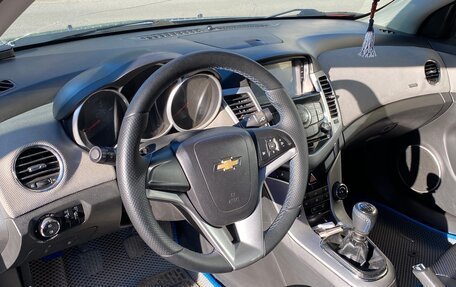 Chevrolet Cruze II, 2011 год, 830 000 рублей, 5 фотография