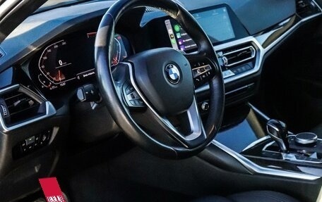 BMW 3 серия, 2019 год, 3 100 000 рублей, 19 фотография