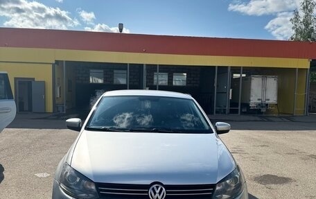 Volkswagen Polo VI (EU Market), 2012 год, 800 000 рублей, 1 фотография