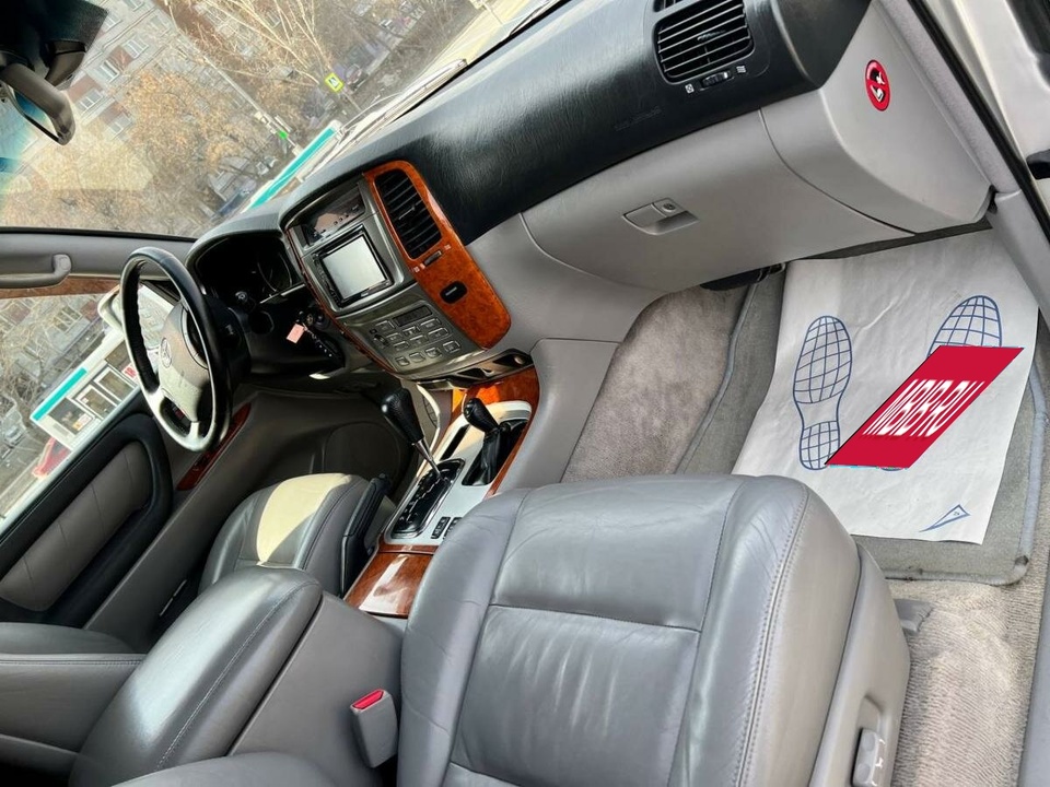 Toyota Land Cruiser 200 рестайлинг 2, 2016 год, 490 000 рублей, 4 фотография
