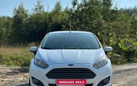 Ford Fiesta, 2016 год, 530 000 рублей, 4 фотография