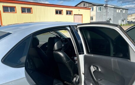 Volkswagen Polo VI (EU Market), 2012 год, 800 000 рублей, 11 фотография