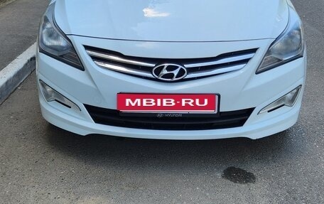 Hyundai Solaris II рестайлинг, 2016 год, 1 080 000 рублей, 1 фотография