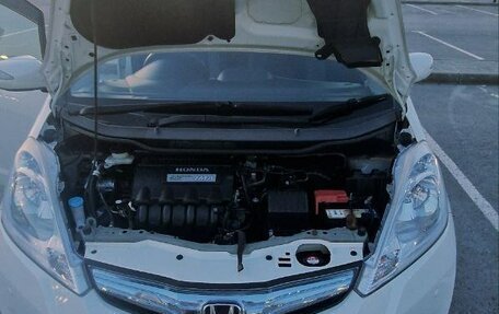 Honda Fit III, 2011 год, 930 000 рублей, 17 фотография