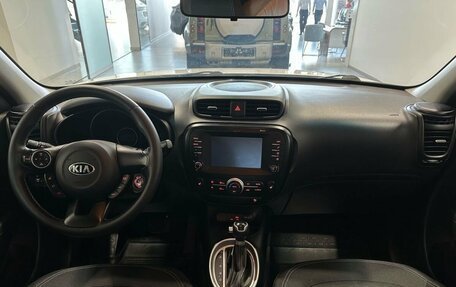KIA Soul II рестайлинг, 2019 год, 1 999 900 рублей, 8 фотография