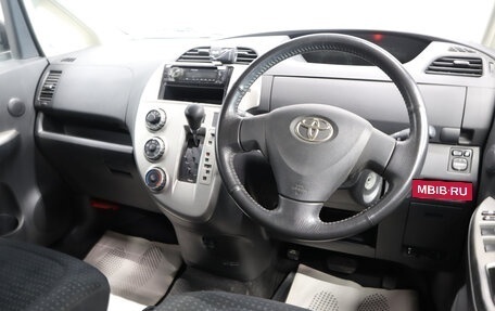 Toyota Ractis II, 2010 год, 829 000 рублей, 9 фотография