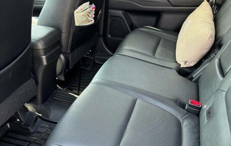 Mitsubishi Outlander III рестайлинг 3, 2016 год, 2 650 000 рублей, 19 фотография