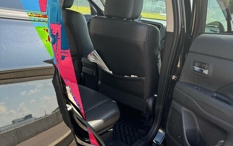 Mitsubishi Outlander III рестайлинг 3, 2016 год, 2 650 000 рублей, 21 фотография