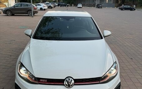 Volkswagen Golf GTI VII, 2019 год, 2 950 000 рублей, 13 фотография