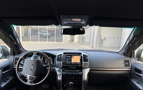 Toyota Land Cruiser 200, 2013 год, 7 200 000 рублей, 6 фотография