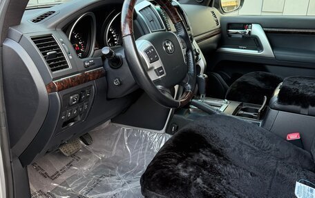 Toyota Land Cruiser 200, 2013 год, 7 200 000 рублей, 9 фотография