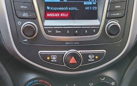 Hyundai Solaris II рестайлинг, 2016 год, 1 080 000 рублей, 14 фотография