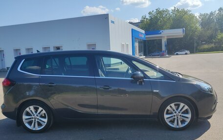 Opel Zafira C рестайлинг, 2014 год, 2 050 000 рублей, 16 фотография