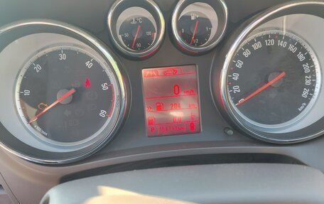 Opel Zafira C рестайлинг, 2014 год, 2 050 000 рублей, 20 фотография