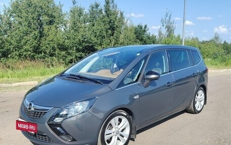Opel Zafira C рестайлинг, 2014 год, 2 050 000 рублей, 6 фотография