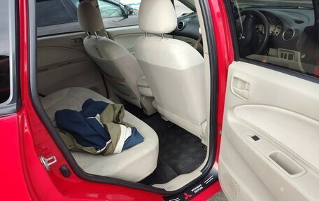 Mitsubishi Colt VI рестайлинг, 2002 год, 325 000 рублей, 10 фотография