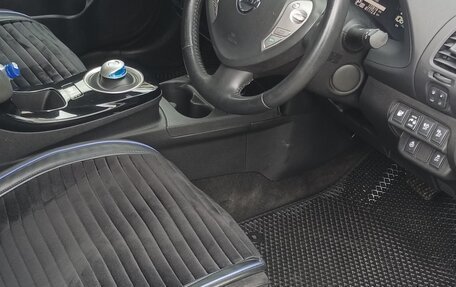 Nissan Leaf I, 2016 год, 850 000 рублей, 8 фотография