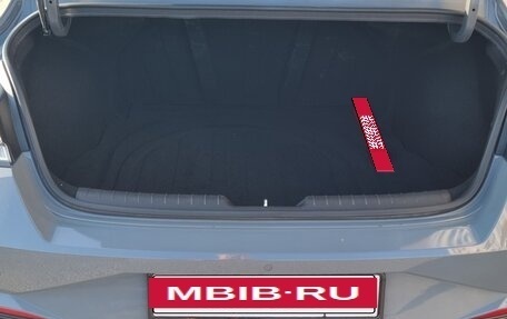 Hyundai Elantra, 2020 год, 2 200 000 рублей, 16 фотография