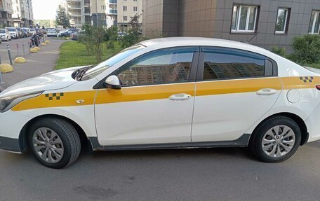 KIA Rio IV, 2019 год, 1 500 000 рублей, 9 фотография