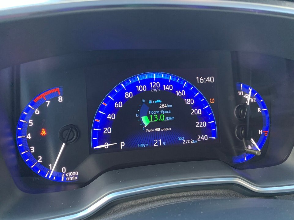 Toyota Corolla E210, 2020 год, 990 000 рублей, 8 фотография